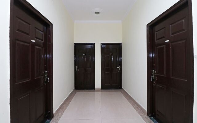 OYO 10747 Perfect Party Inn