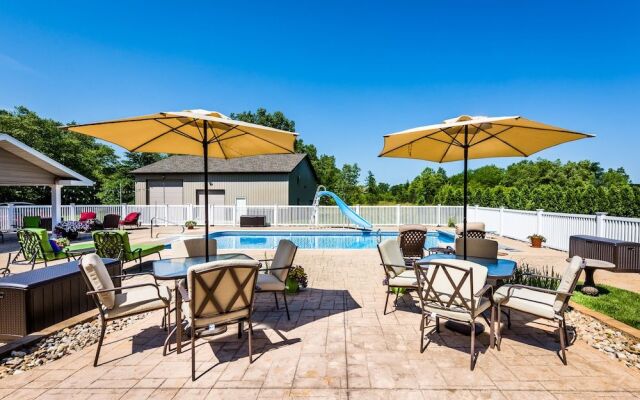 Among the Vineyards Bed & Breakfast