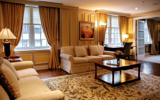 Windsor Arms Hotel
