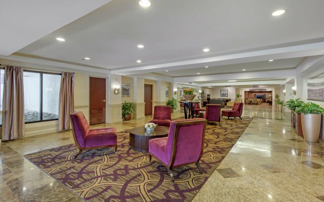 DoubleTree by Hilton Downtown Wilmington - Legal District