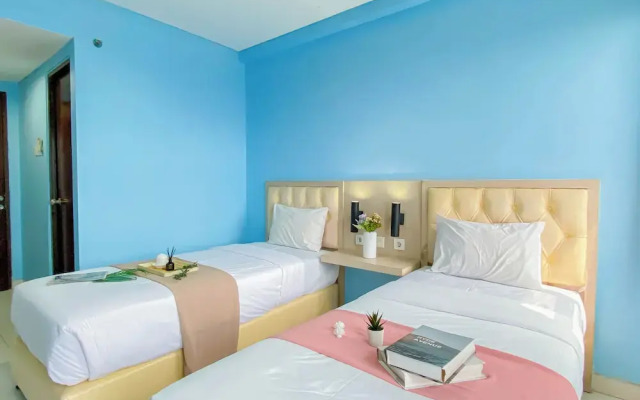 Simple Blue Toned Studio (No Kitchen) At Elvis Tower Apartment