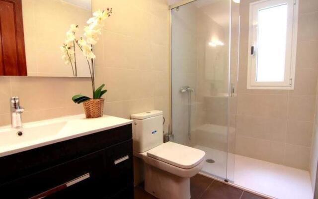 Ground floor apartment suite with private garden, Los Charcos