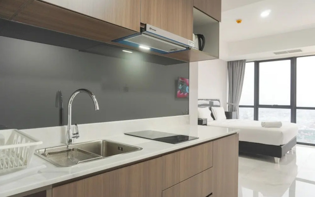 Cozy and Elegant Studio The Smith Alam Sutera Apartment