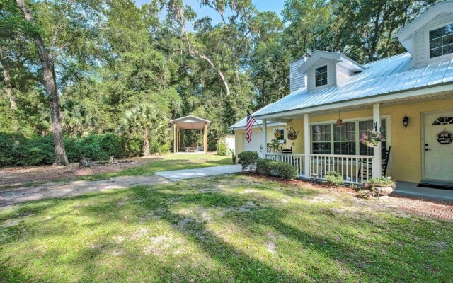 Serene Old Town Getaway Near Suwannee River!