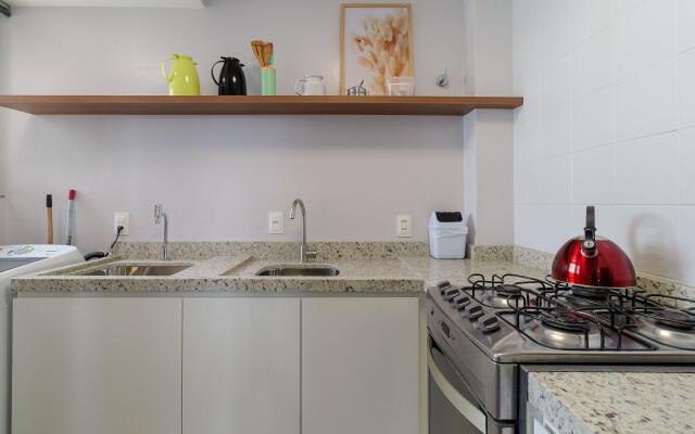 Apto frente mar com vista para a ilha CCA201