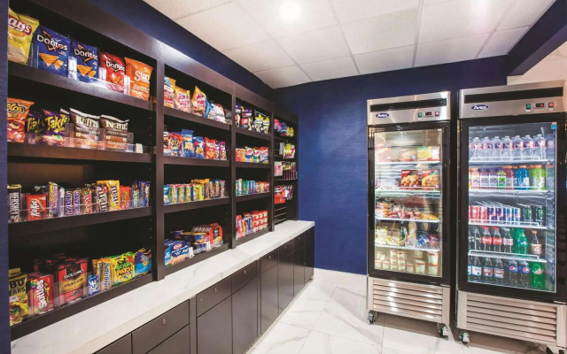 Holiday Inn Express Dallas Downtown by IHG