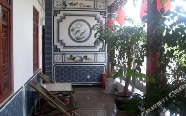 The Ming Yue Lou Hotel OF Dali