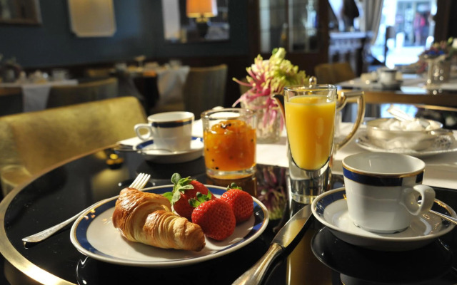 Hotel Rheinischer Hof