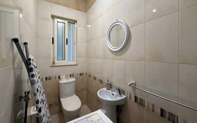 Traditional Maltese 3BD Apartment