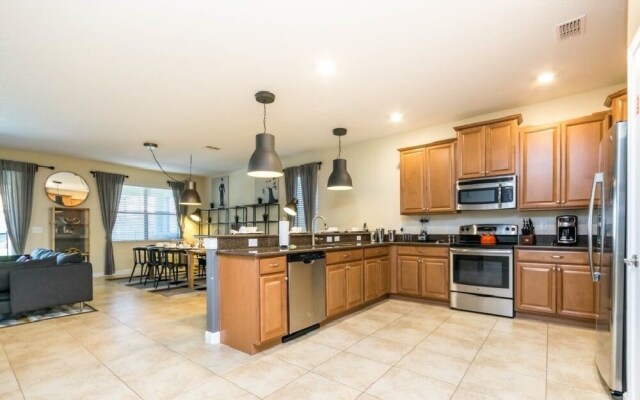 Champions Gate -1474RF