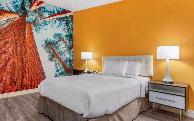 Clarion Pointe Fresno near Yosemite