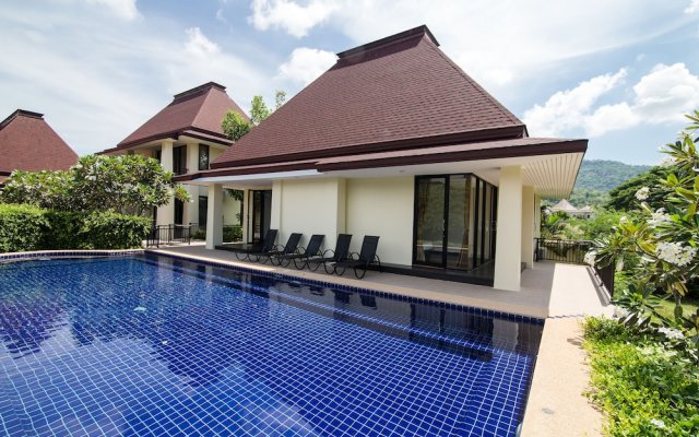 Bali Style Villa on Palm Hills PH 202