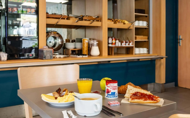 B&B HOTEL Saint-Etienne Monthieu