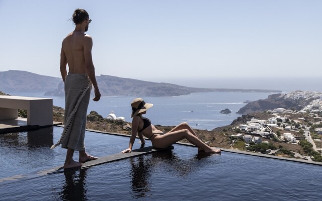 Nimbus Santorini