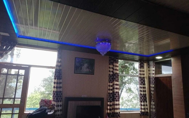 Snow View Luxury Homes