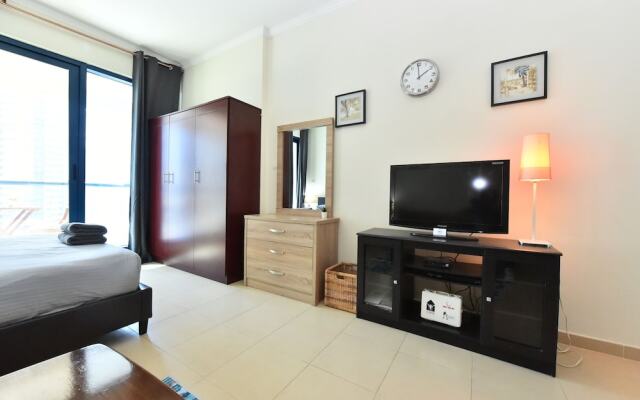 DB - Furnished Studio with balcony