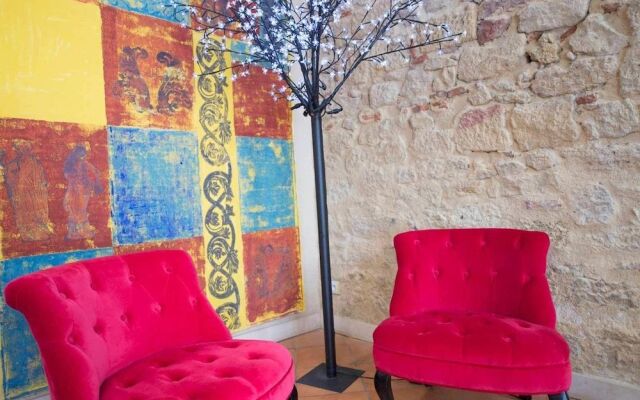 Les Feuilles dAcanthe