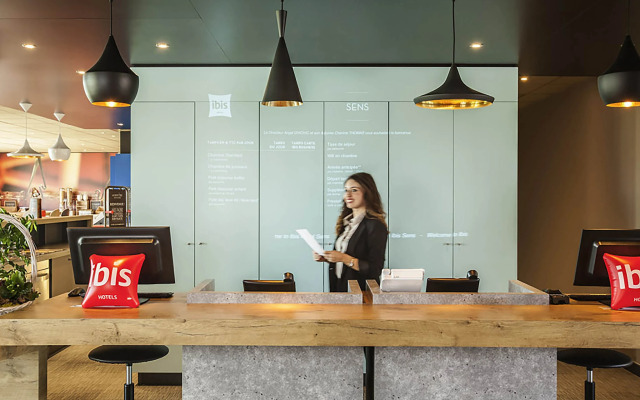 ibis Sens Hotel
