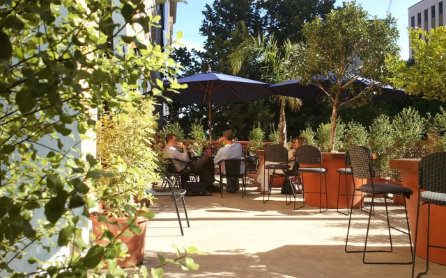 Blue Galah Backpackers Hostel
