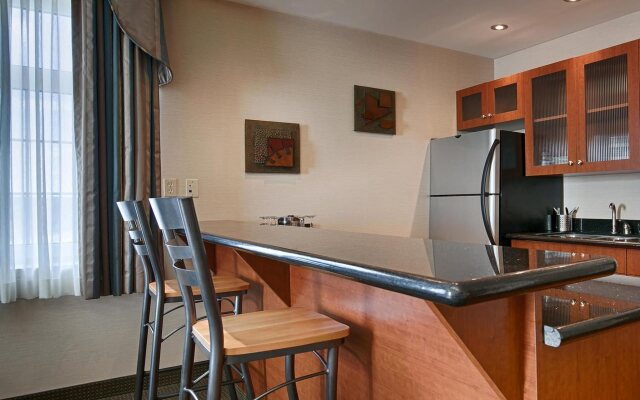 Best Western Plus Orangeville Inn & Suites