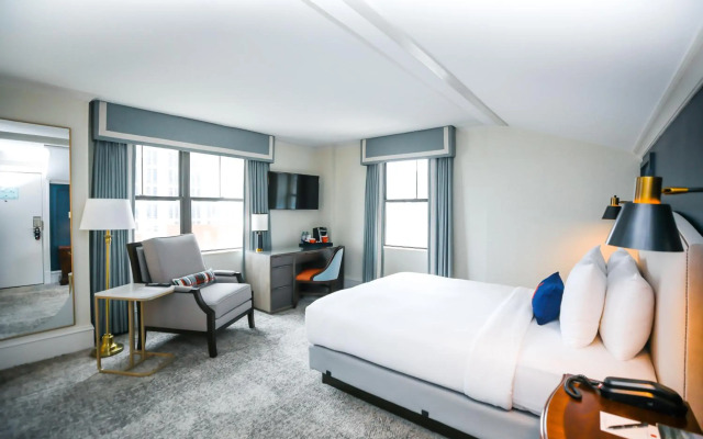 The Dunhill Hotel