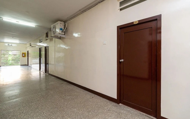 PVS Lodge By OYO Rooms