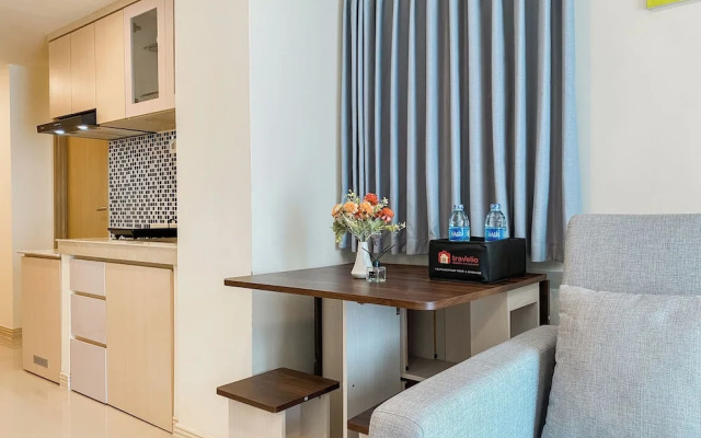 Restful And Chic 2Br At Meikarta Apartment