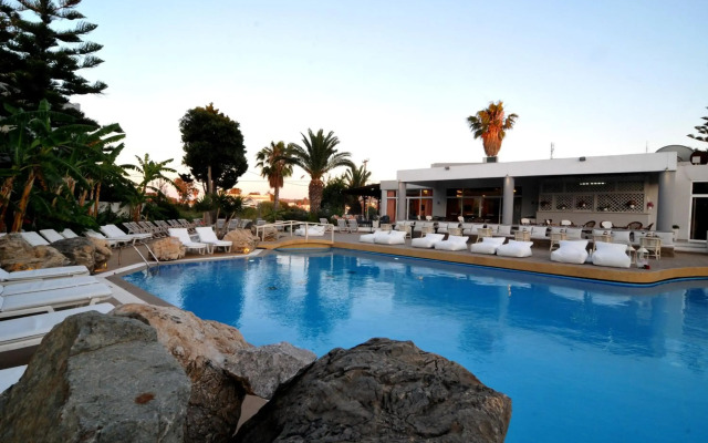 Palm Beach Hotel - Adults only
