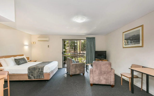 Great Eastern Motor Lodge