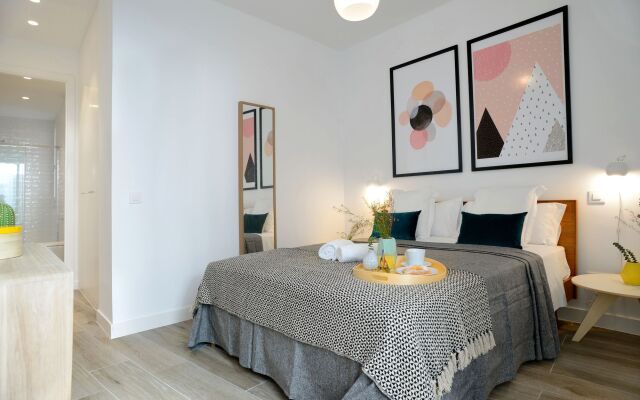 NQN Aparts & Suites Madrid