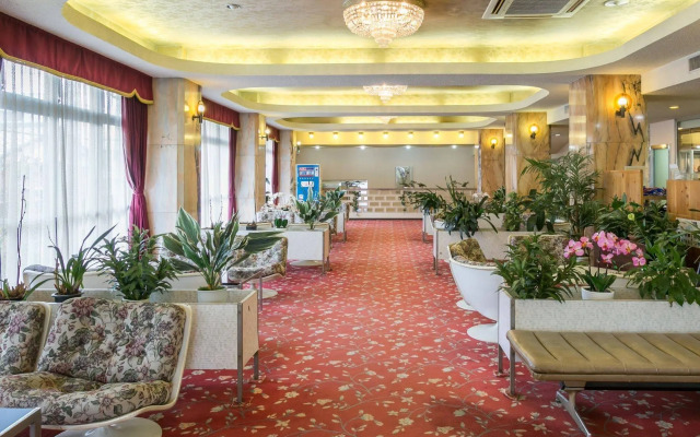 Riverside Hotel Shoei