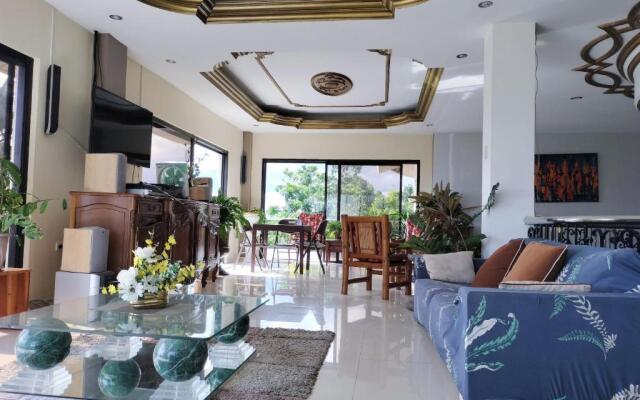 Lina Verano Guest House