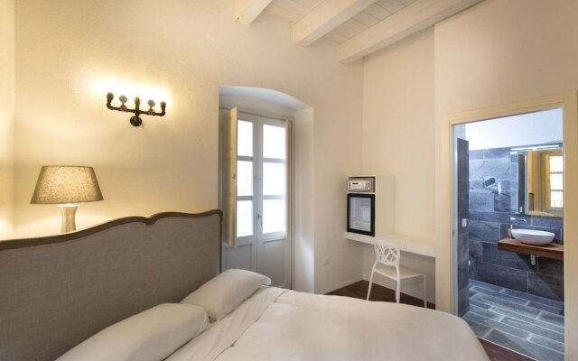 Cagliari Marina Guesthouse & Lounge