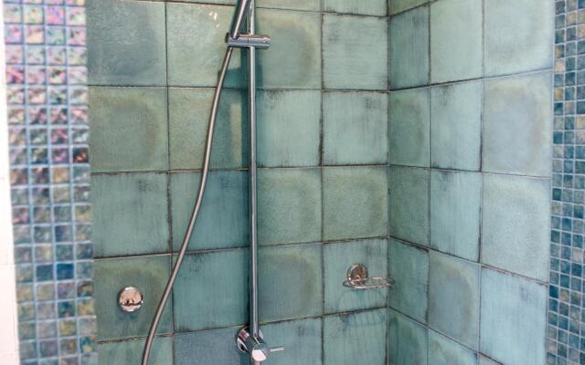 Апартаменты на улице Параллельная 9 литер 2