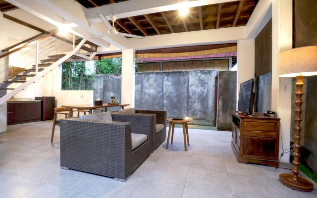 The Lumbung Wood Villa