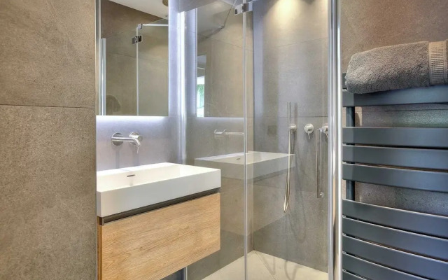 Luxury Flat With Balcony - 2br/6p - Cannes
