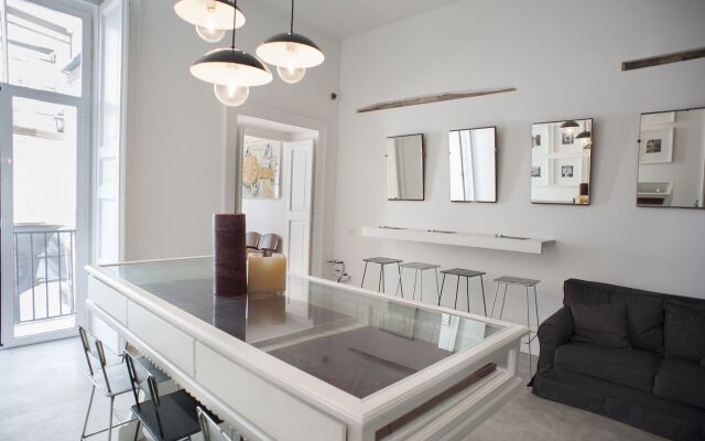 Belledonne Suite & Gallery