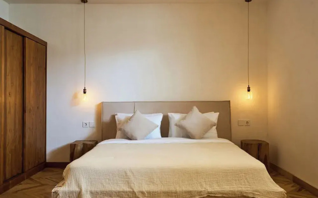 White Villa by Betterplace