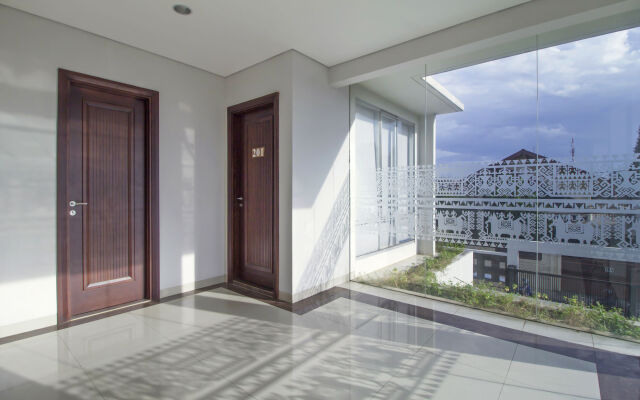 Super OYO Capital O 91140 Ayodya Kebon Jeruk