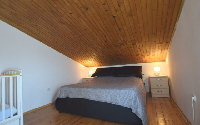 Upscale Apartment in Banjole With Pool