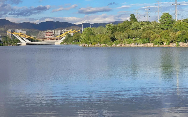 City Convenient Hotel