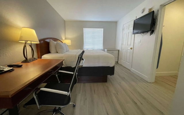 Red Lion Inn & Suites Phoenix/Tempe - Asu