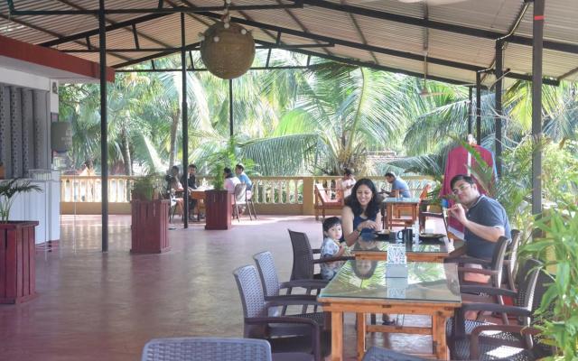 Laliguras Villa 200 Mts from candolim beach