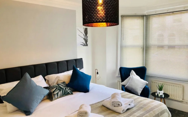 One-bedroom Near Mathematical Bridge by Belvilla