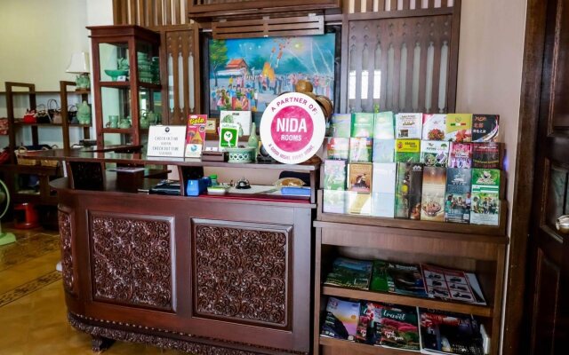 Nida Rooms Soi 2 Wat Phra Sing