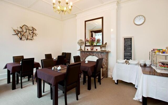 Ashmira Guest House
