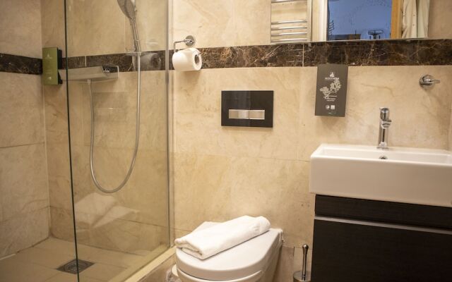 Berkley Aparthotel