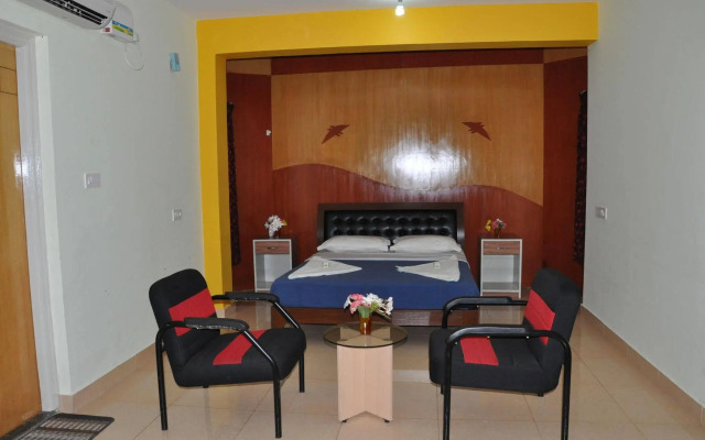KSTDC Hotel Mayura Gaganachukki