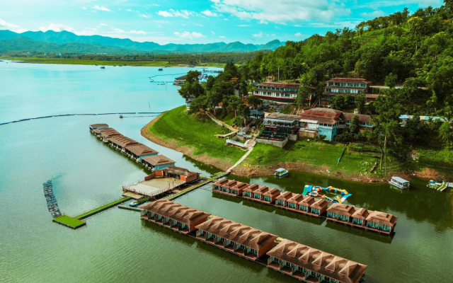Raya Buri Resort
