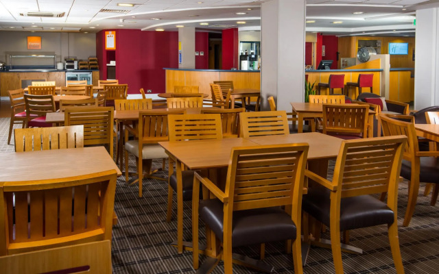Express Holiday Inn Swansea M4/J43